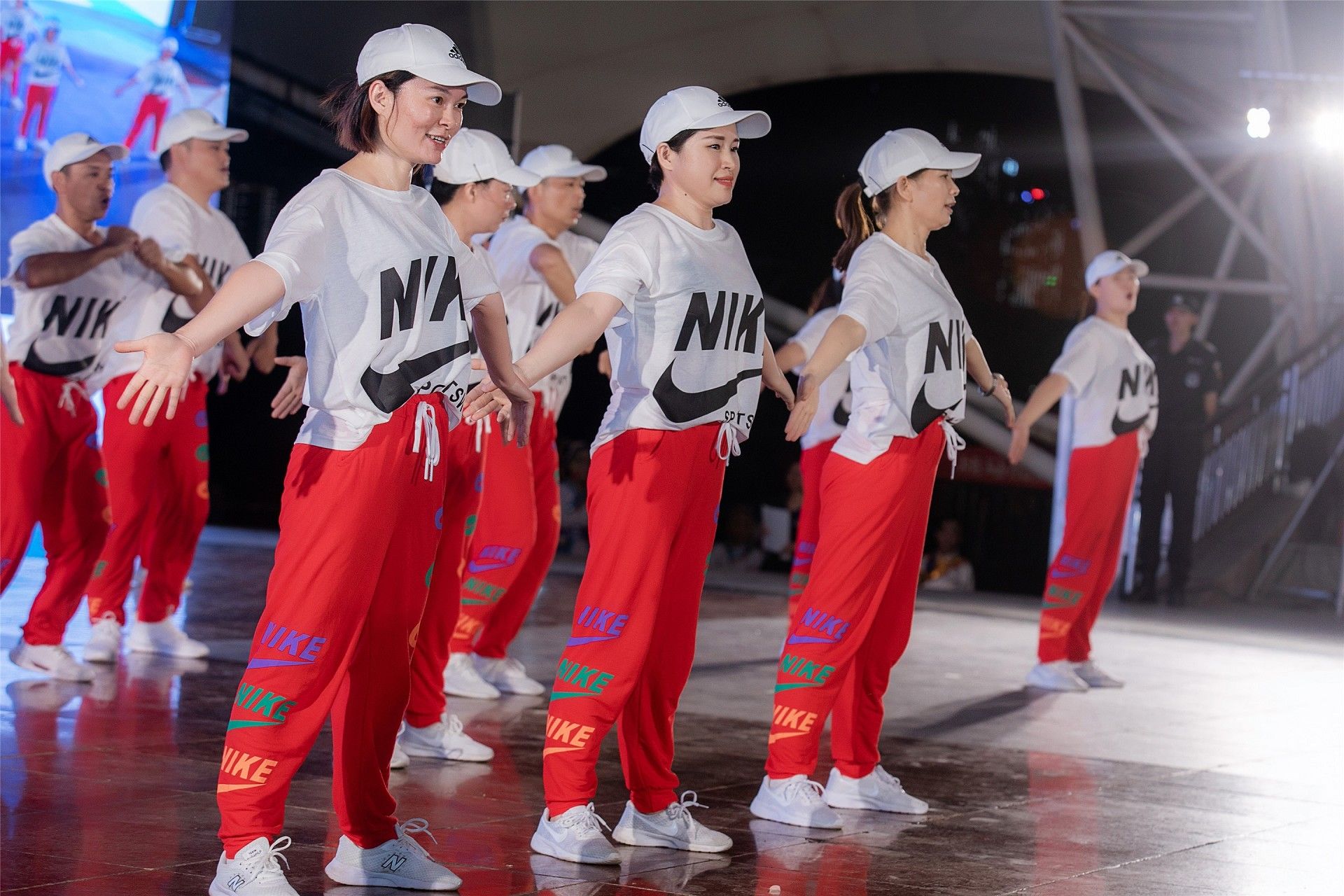 湖南乐鱼leyu体育管理有限公司